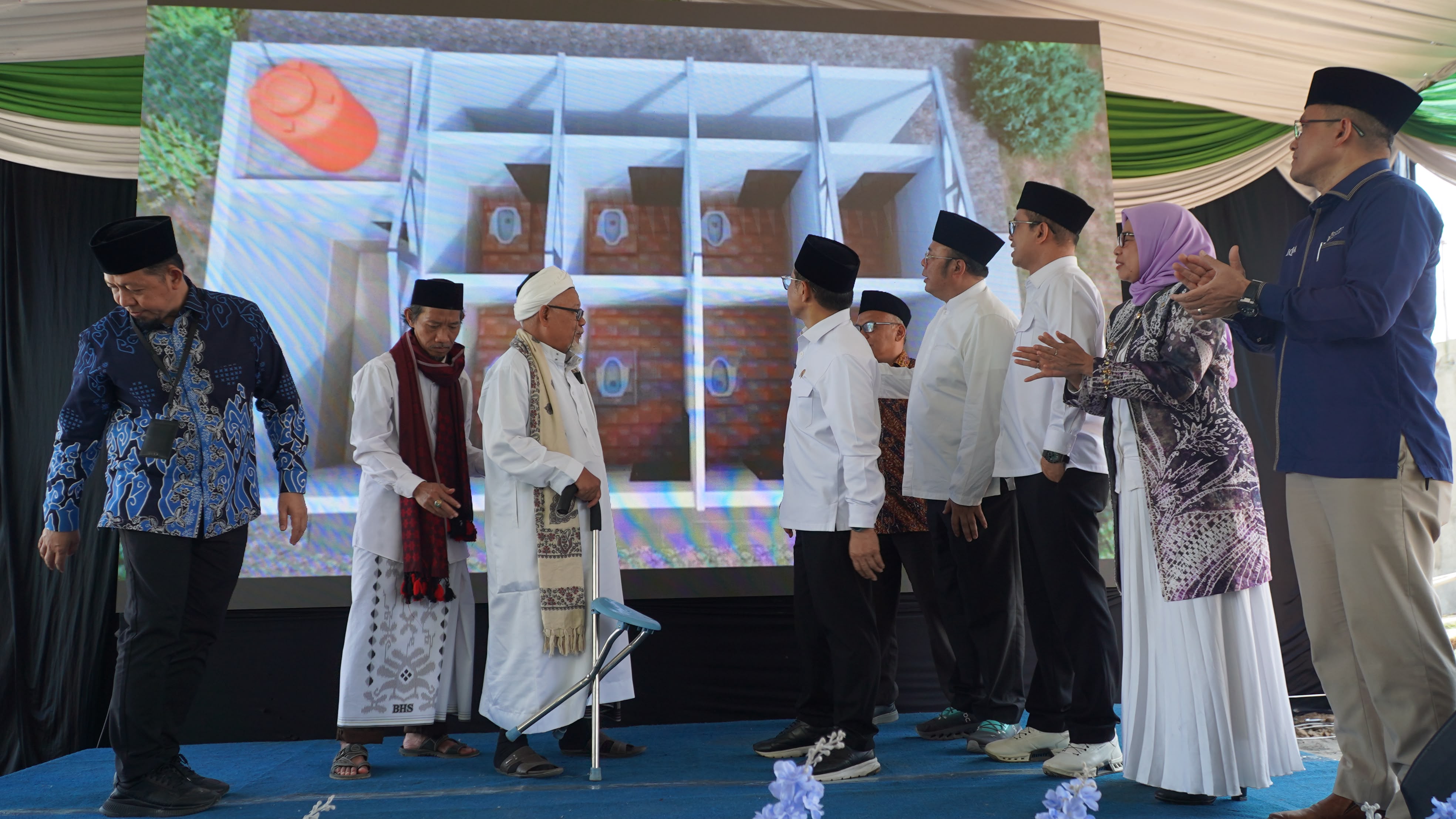 BPKH Dukung Program 10.000 MCK Pesantren