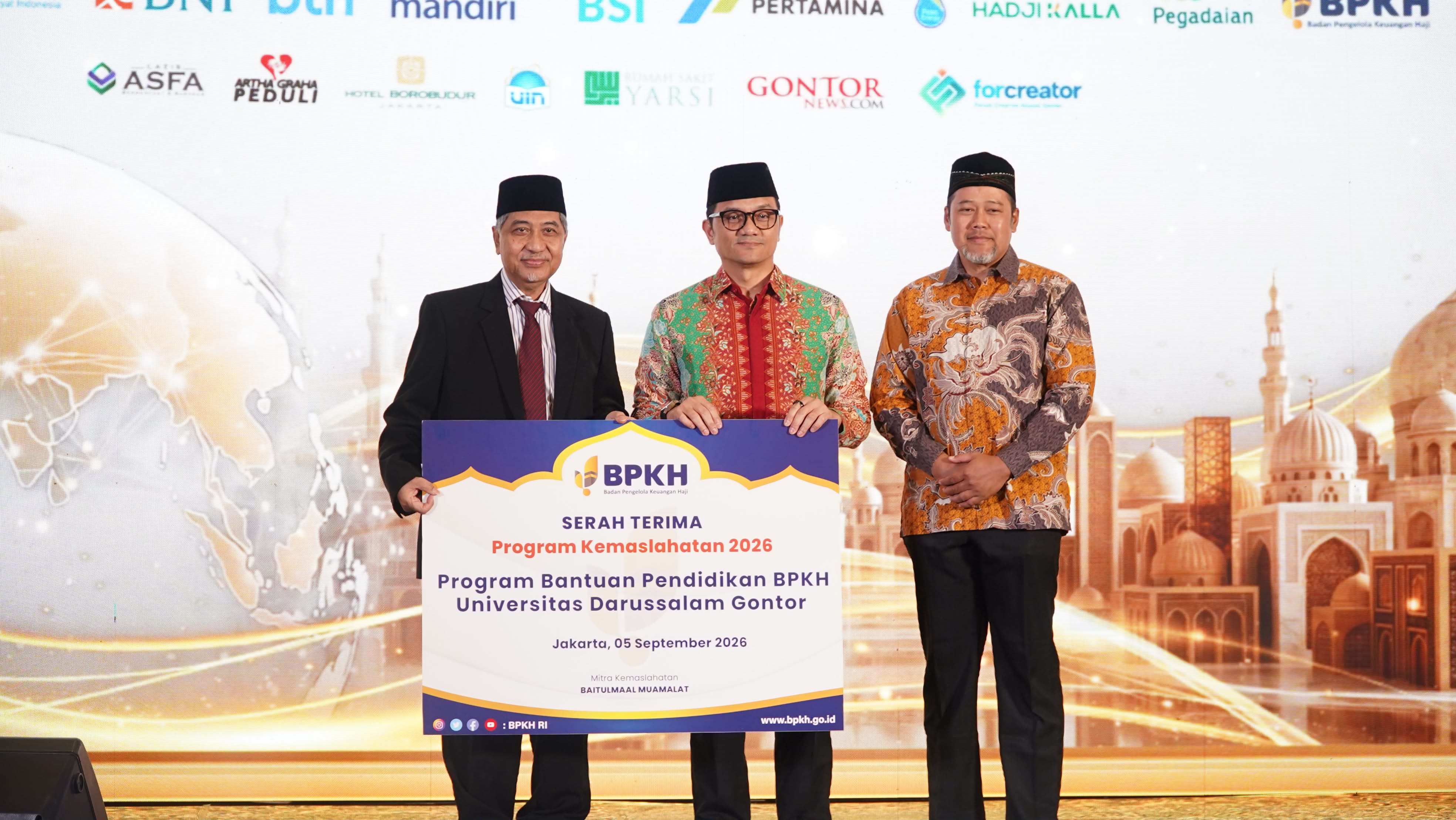 Momentum 100 Tahun Gontor, BPKH Kucurkan Rp300 Juta untuk Pendidikan