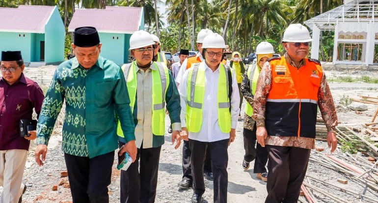 KEMASLAHATAN BPKH BANTU REKONSTRUKSI DAN REHABILITASI PALU, SIGI DAN DONGGALA