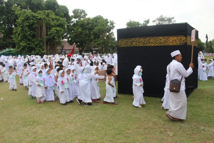 Kemenag: 8.000 Pembimbing Manasik Haji Kantongi Sertifikat