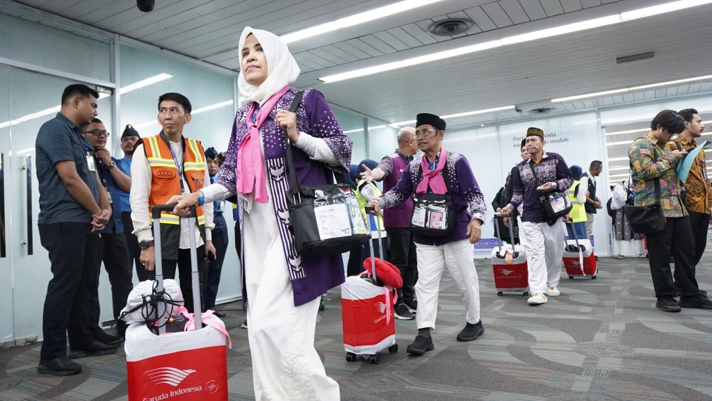 Lepas Jemaah Haji Kloter Pertama Indonesia, BPKH Siap Dukung Penyelenggaraan Ibadah haji Tahun 1445 H / 2024 M