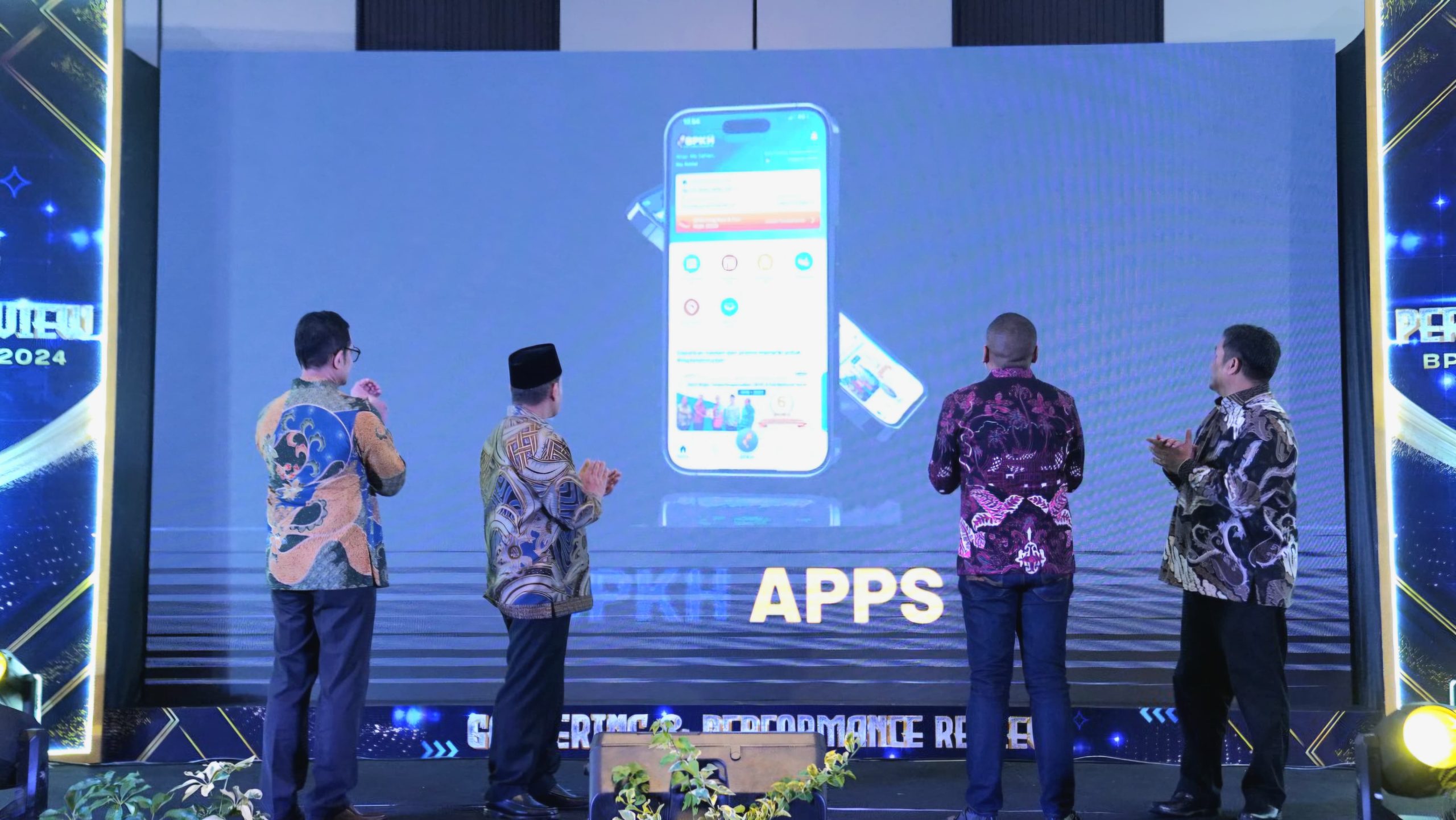 BPKH Meluncurkan BPKH Apps dan Berikan Apresiasi Kinerja Terbaik BPS ...