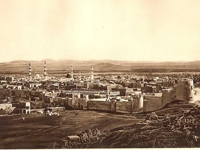 sejarah kota madinah